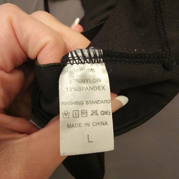 NWOT Sports Bra - Picture 3 of 3